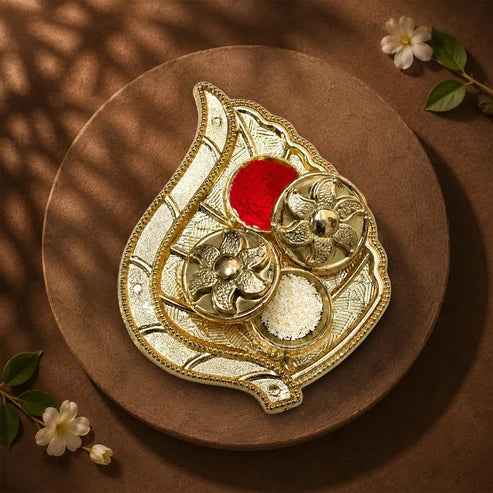 Raksha Bandhan Gift Combo – Leaf Design Pooja Thali Pack of 5